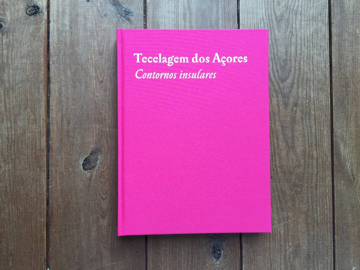 Tecelagem nos Açores - Contornos Insulares